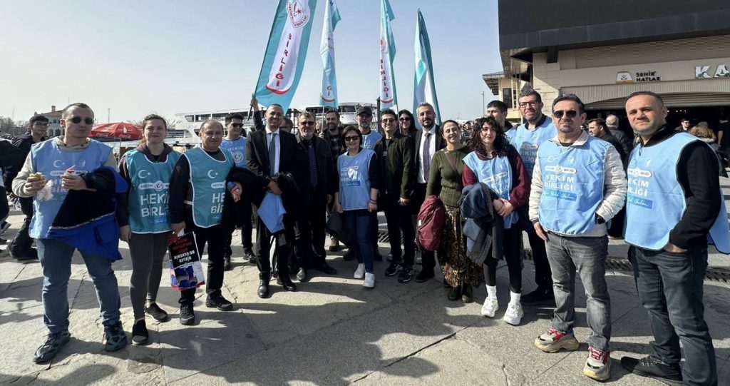 Hekim Birliği Sendikası Genel Başkan Yardımcısı Emrah Şahin, Aile Hekimliği Yönetmeliği'ne