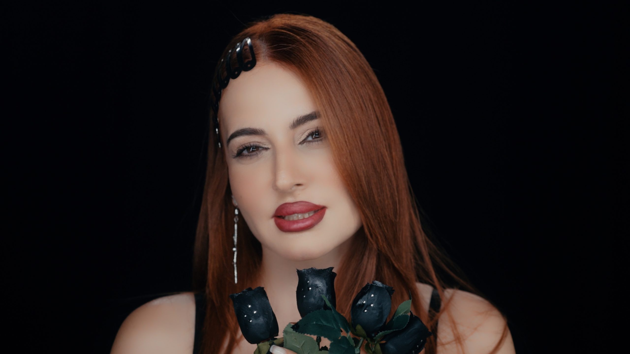 “Aşk Acımaz Ki” dinleyiciyle buluştu