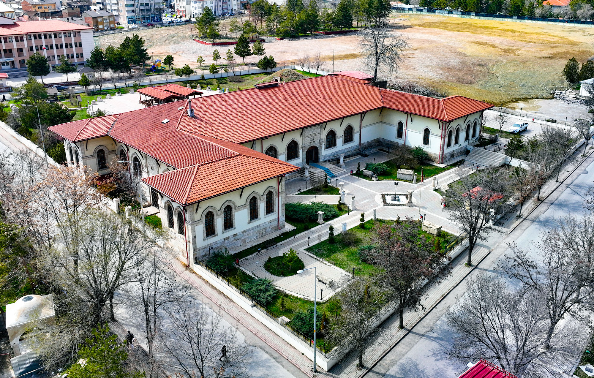 Hitit Kraliyetinden 4 kuşaklık miras: İspekçir Steli Sivas’ta sergileniyor