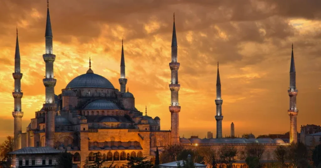 Kadir Gecesi pazartesi idrak edilecek