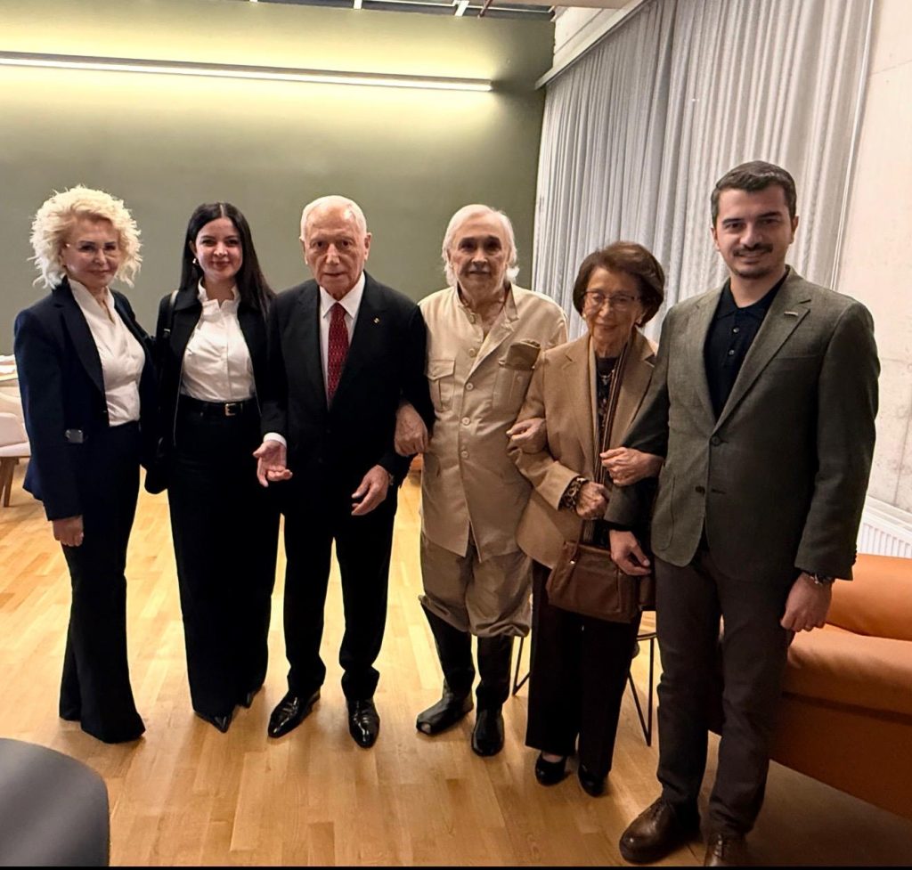 Kahkaha, sanat ve usta isimlerin buluşması