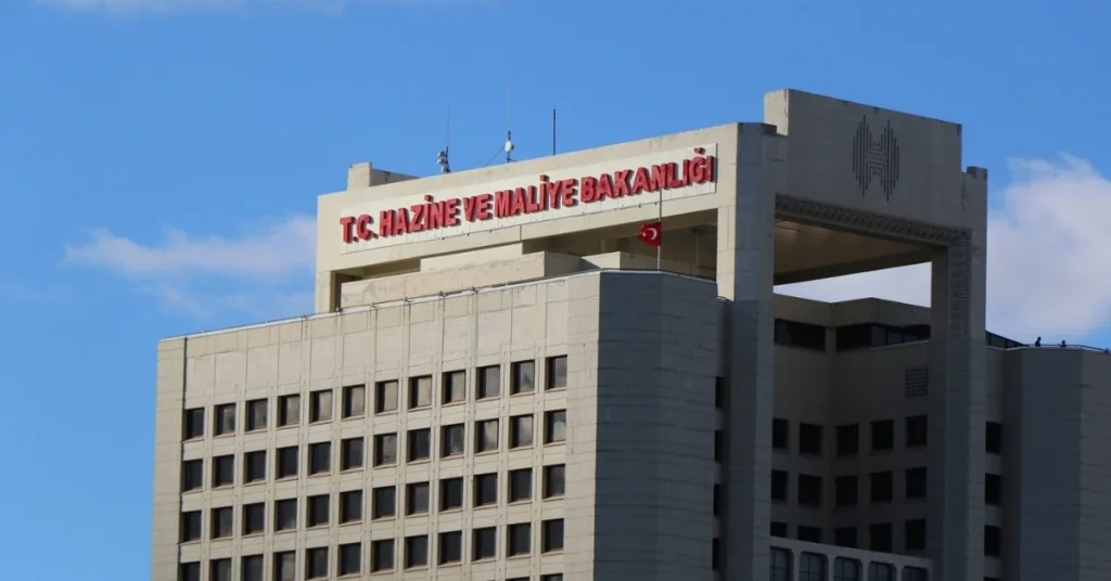 Özelleştirme İdaresi Başkanlığı 6 ilde 20 taşınmazı satışa çıkarıyor