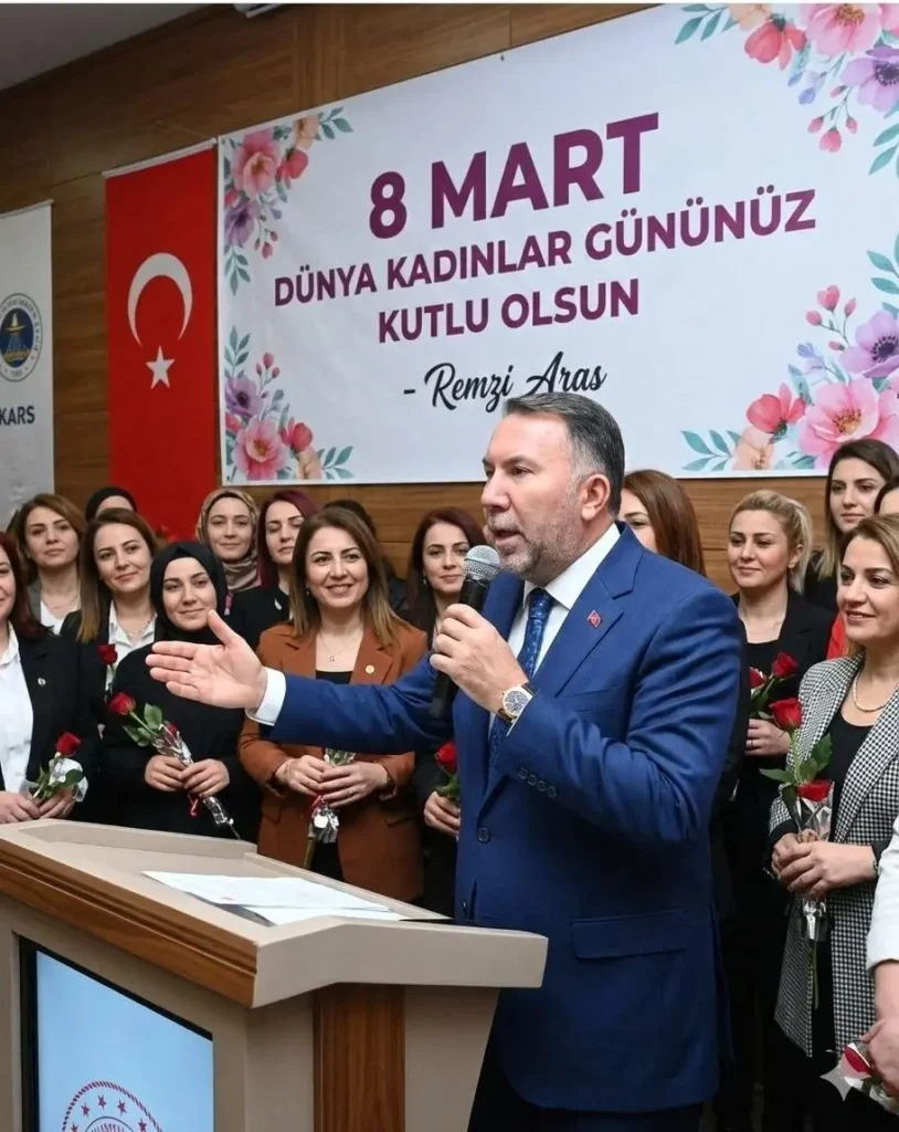 Remzi Aras; "kadınlar toplumun temel yapı taşlarıdır"