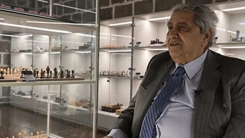 Satranç mirasının öncüsü Akın Gökyay 86 yaşında hayatını kaybetti