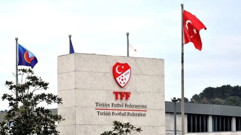 Süper Lig'de üç kulübe PFDK’dan para cezası