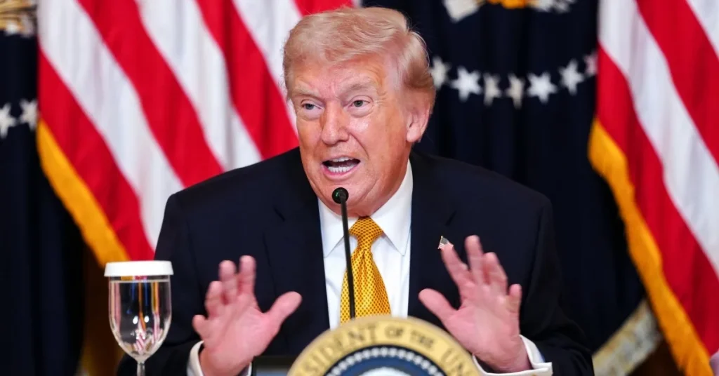 Trump’tan Venezuela mesajı: “51. eyalet olmak ister mi?”