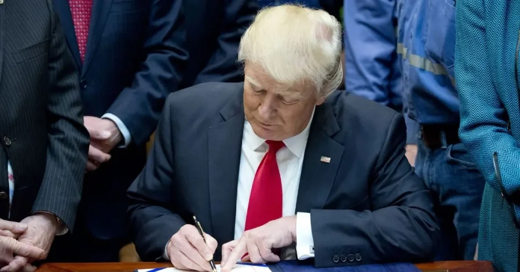 Trump’tan yeni gümrük hamlesi: Yüzde 10’luk küresel vergi