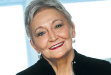 Yazar Pınar Kür hayatını kaybetti