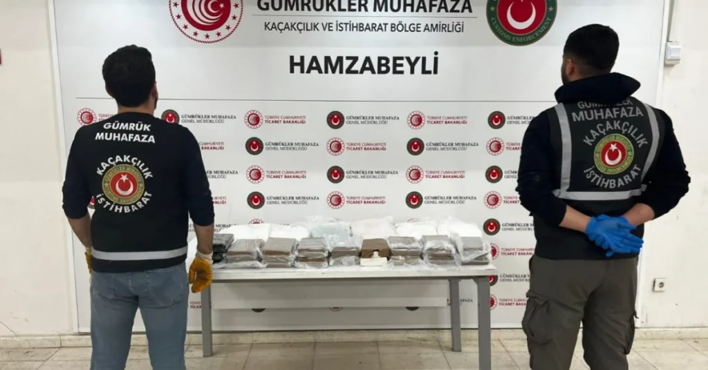 21,8 milyar liralık kaçak eşya yakalandı