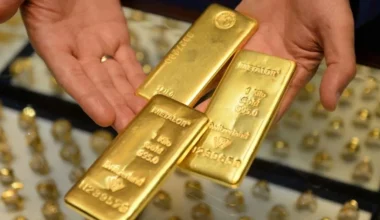 Altının kilogram fiyatı 6 milyon 935 bin liraya yükseldi