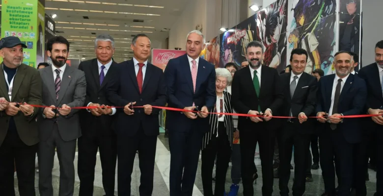 Ankara Kitap Fuarı kapılarını açtı: Kültür dünyası Congresium’da buluştu