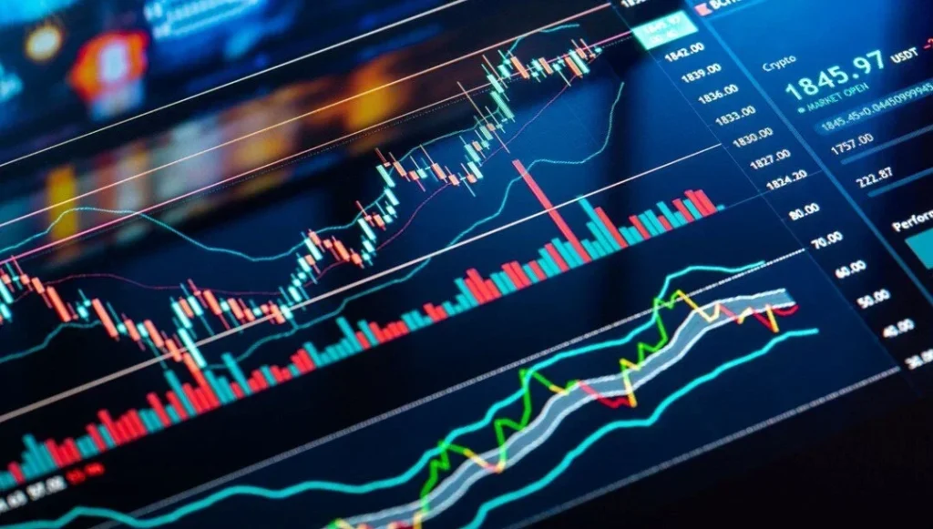 BIST 100 endeksi tarihi zirvesini yeniledi
