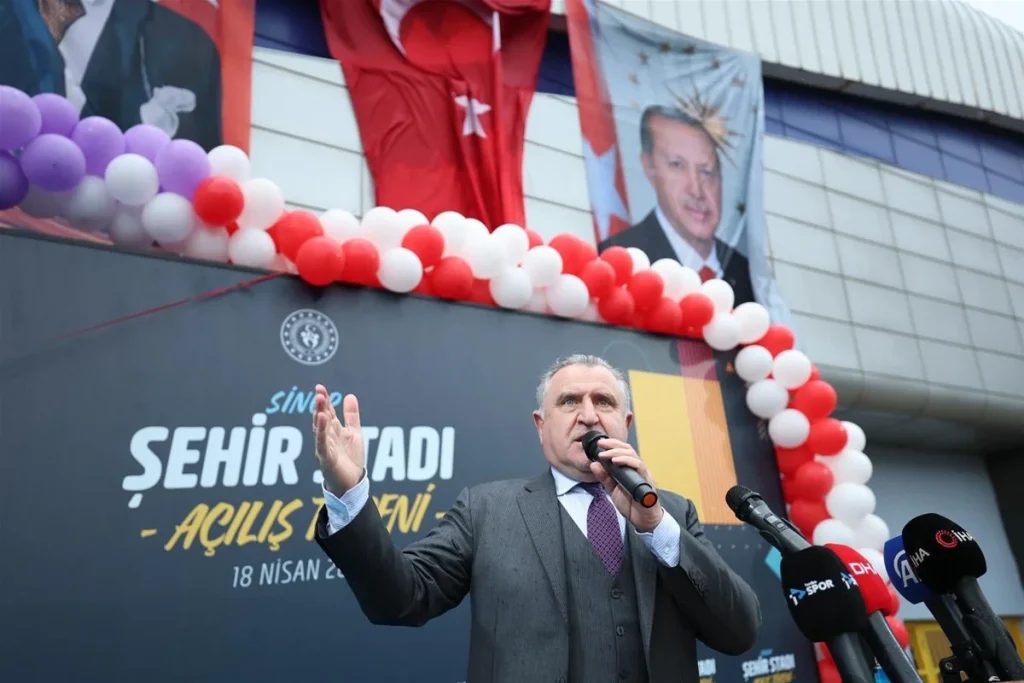 Bakan Bak Sinop Şehir Stadı'nın Açılışını Yaptı