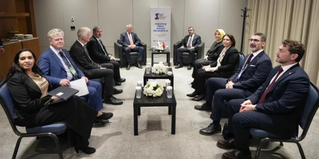 Bakan Tekin, OECD Genel Sekreteri Cormann İle Bir Araya Geldi