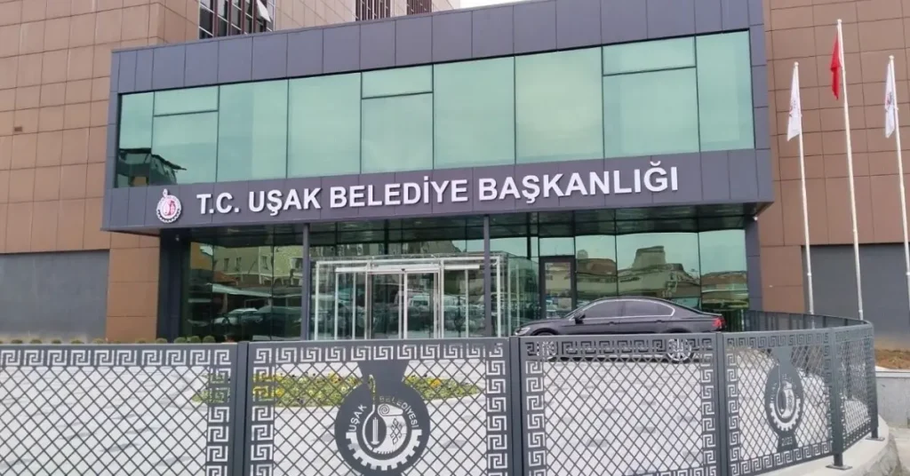 Uşak Belediyesi soruşturmasında yeni operasyon: 25 gözaltı
