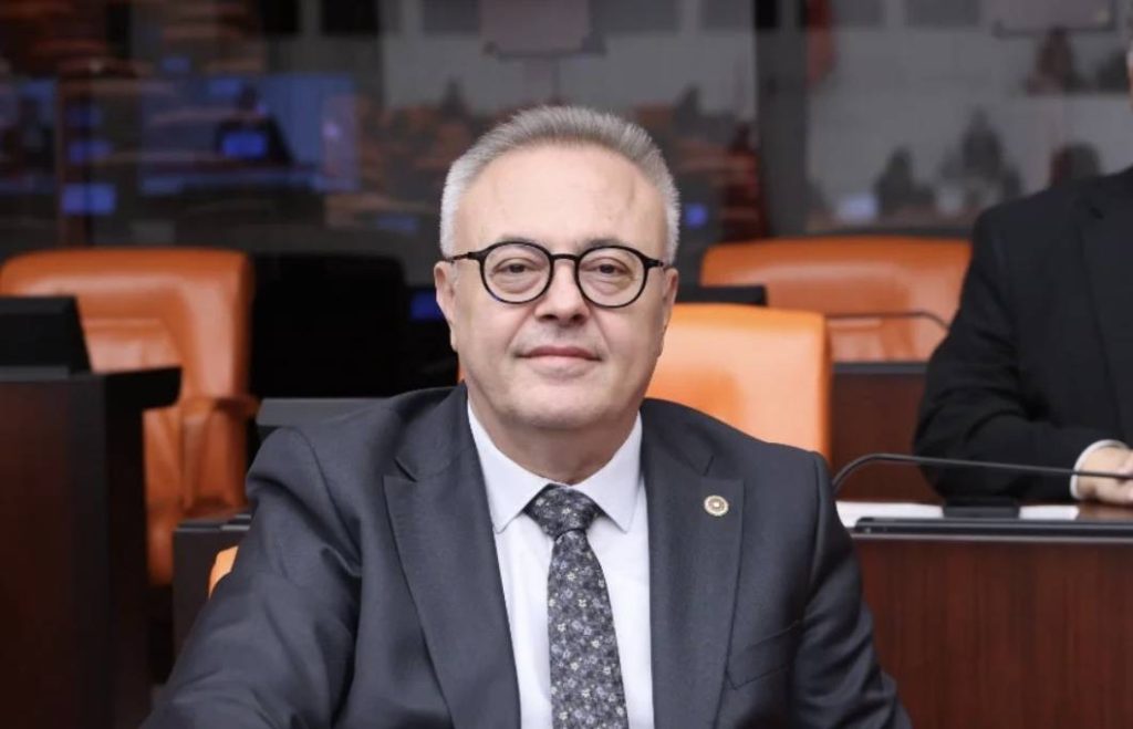 CHP Uşak Milletvekili Dr. Ali Karaoba BSHA’ya konuştu: “Sağlık Bakanlığı