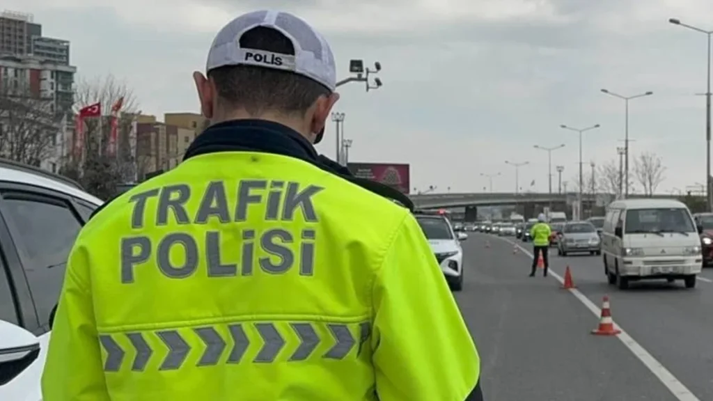Kurban Bayramı için 334 bin personel görev başında