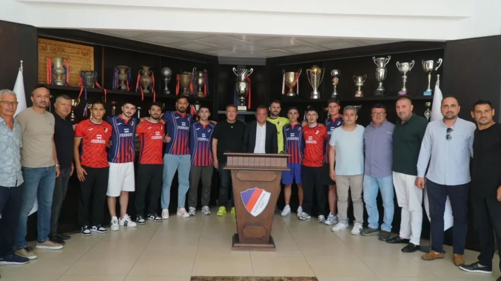 Düzcespor yeni sezon için 10 futbolcuyla anlaştı