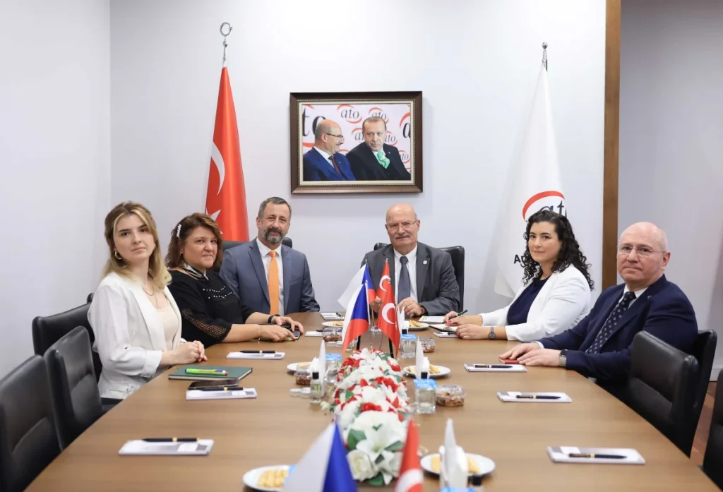 Çek Cumhuriyeti ile olan ticaret hacmimizi yukarı taşıyabiliriz