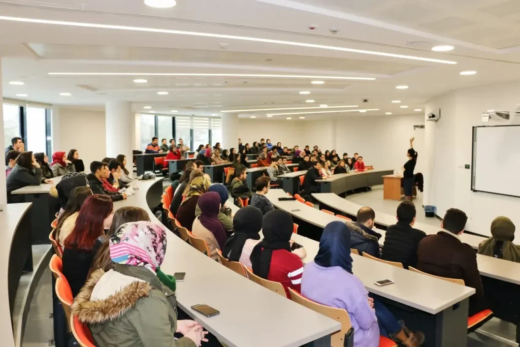 Tıp, hukuk ve öğretmenlik yükselişte