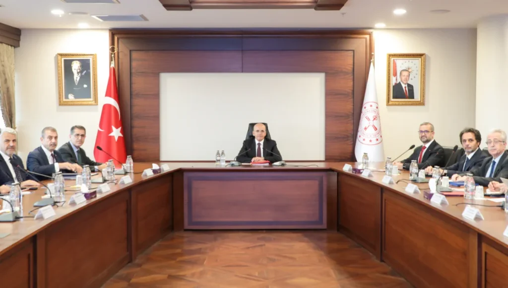 Finansal İstikrar Komitesi'nden fon açıklaması: Piyasalarda yapısal risk yok