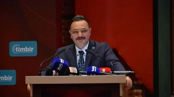 Gazetecinin kim olduğunu tarif etmeden ilerleyemeyiz