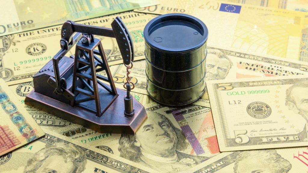 ABD, Venezuela petrolünü piyasaya sürdü
