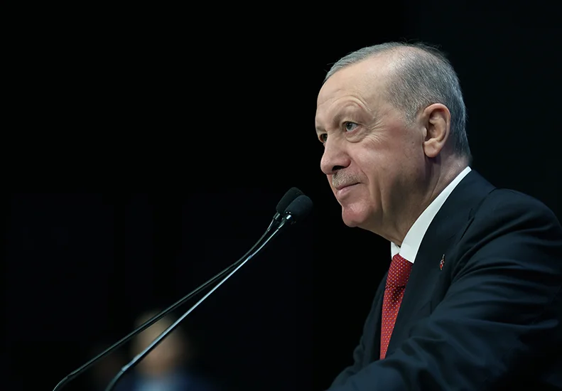 Farklı kesimler arasındaki mesafeleri kapatmalıyız